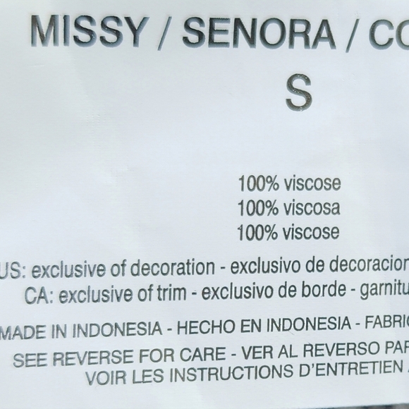 NWT Gloria Vanderbilt Black & White Blouse Size Small - Picture 14 of 14